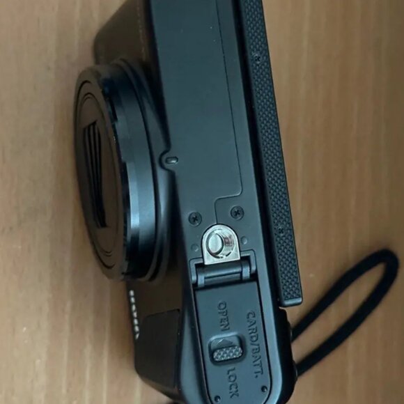 Canon PowerShot SX740 HS 20.3MP 4K Digital Camera - Picture 5 of 6